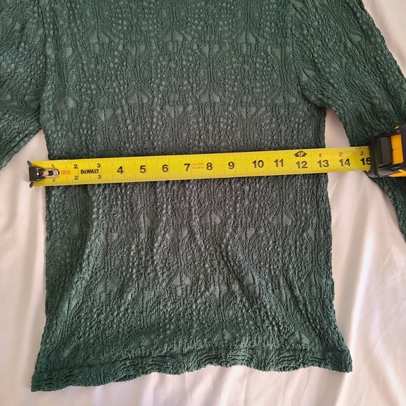 Chic Forest Green Textured Long Sleeve Top - Picture 7 of 8